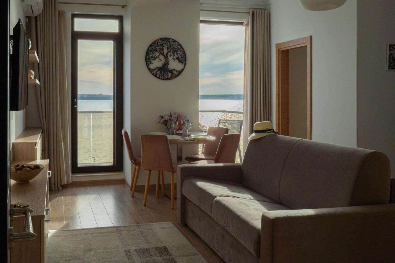 Apartament Le Bonheur Mamaia Exteriér fotografie