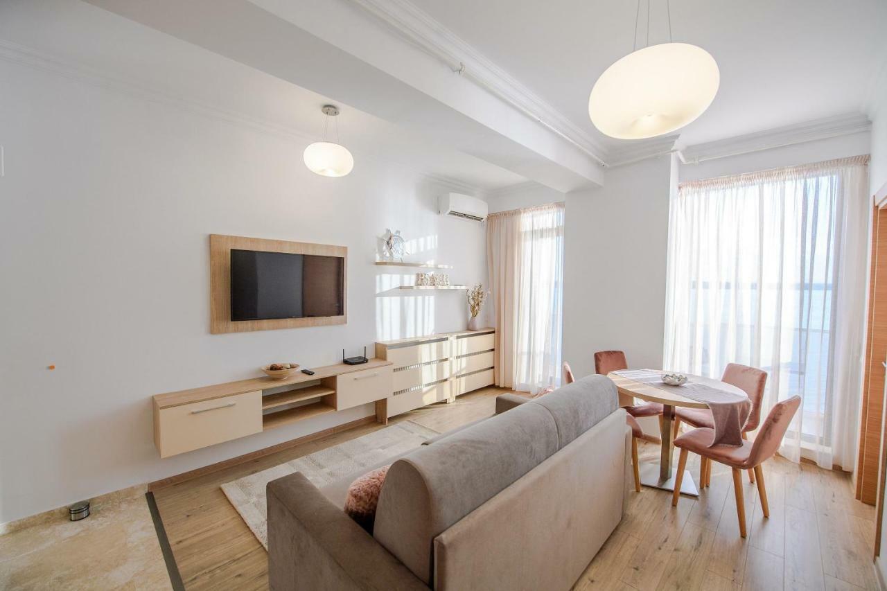 Apartament Le Bonheur Mamaia Exteriér fotografie